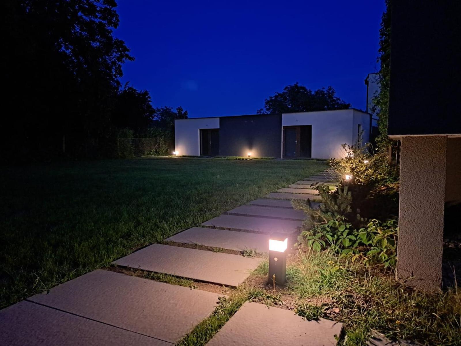 Vila Věkoše - apartmán s terasou a zahradou Hradec Králové Exterior foto